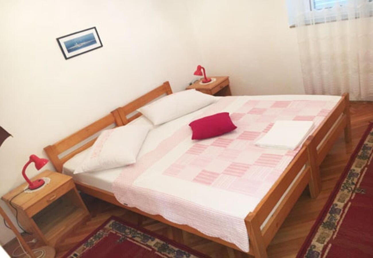 Apartments And Rooms Tomo 1 - At The Beach 泽斯特拉格 外观 照片